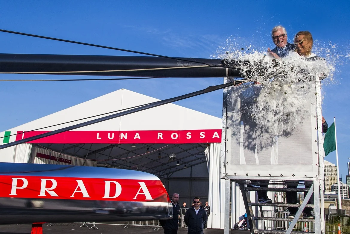 PRADA PROJECT : LUNA ROSSA / 300 MAN POWER / 52.000 WORKING HOURS / 500 KG TITANIUM 