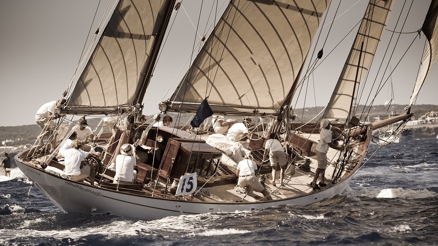 ST. TROPEZ / THE RACE