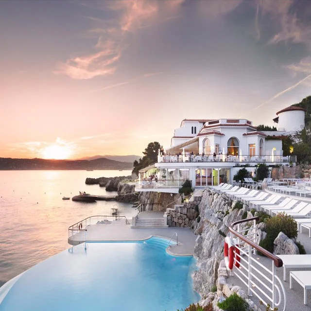 THE EDEN ROC