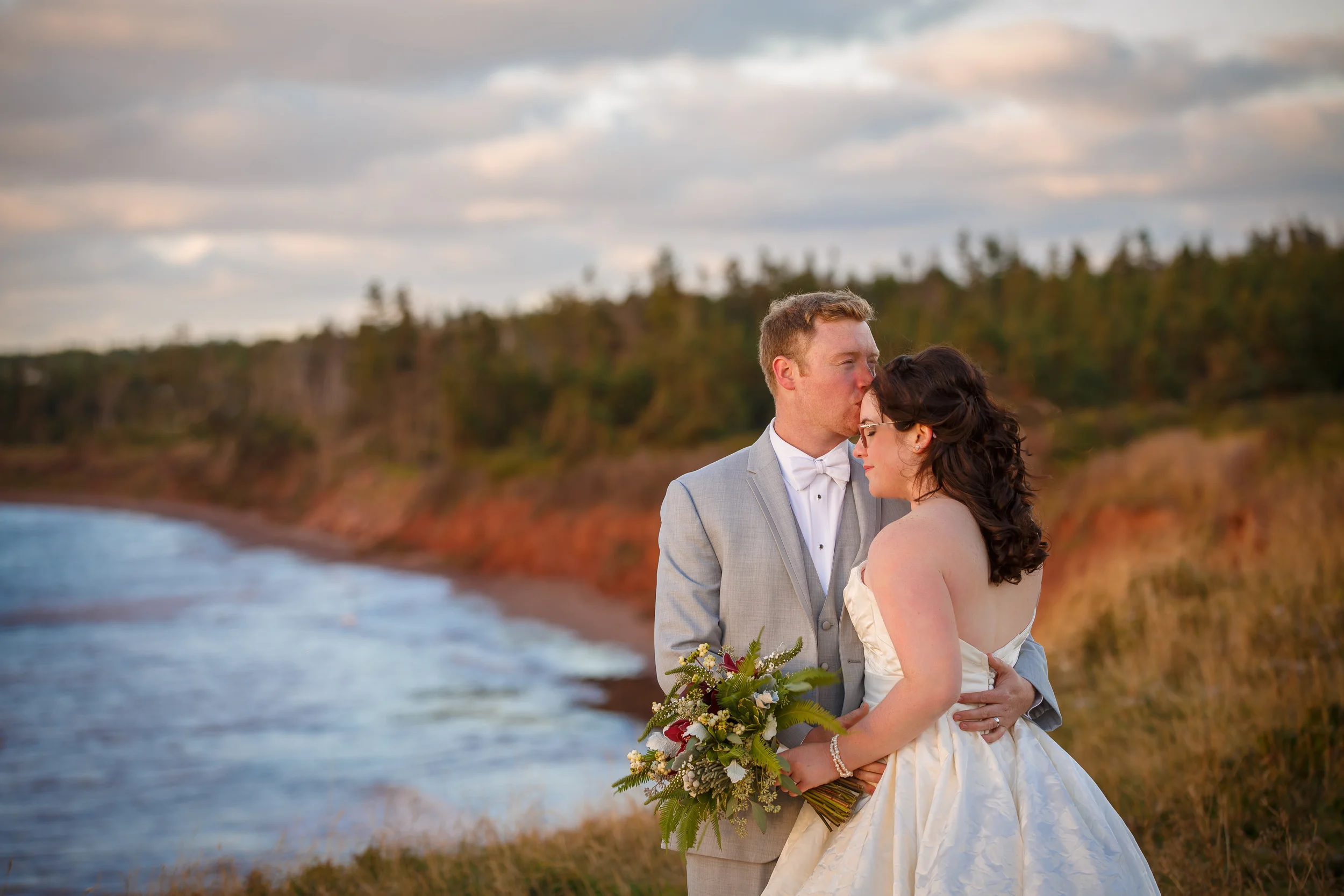 Jessica &amp; Shawn - Fall Wedding at Centre Goeland