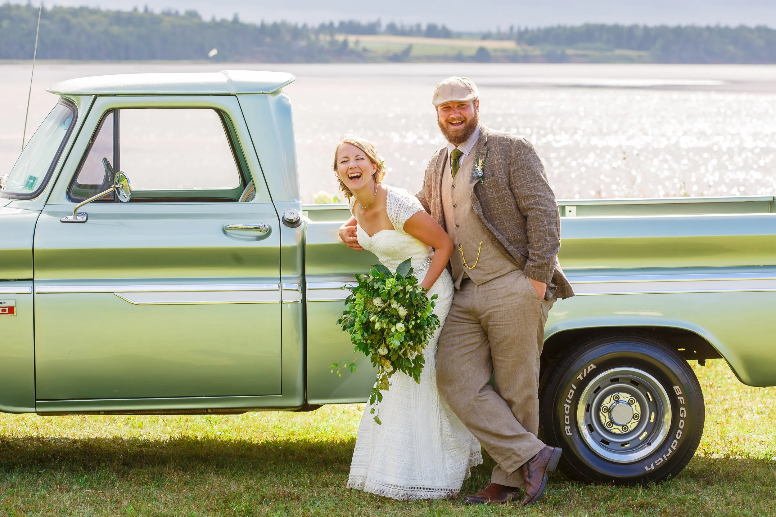 Lindsey &amp; Derek - Married in their own backyard