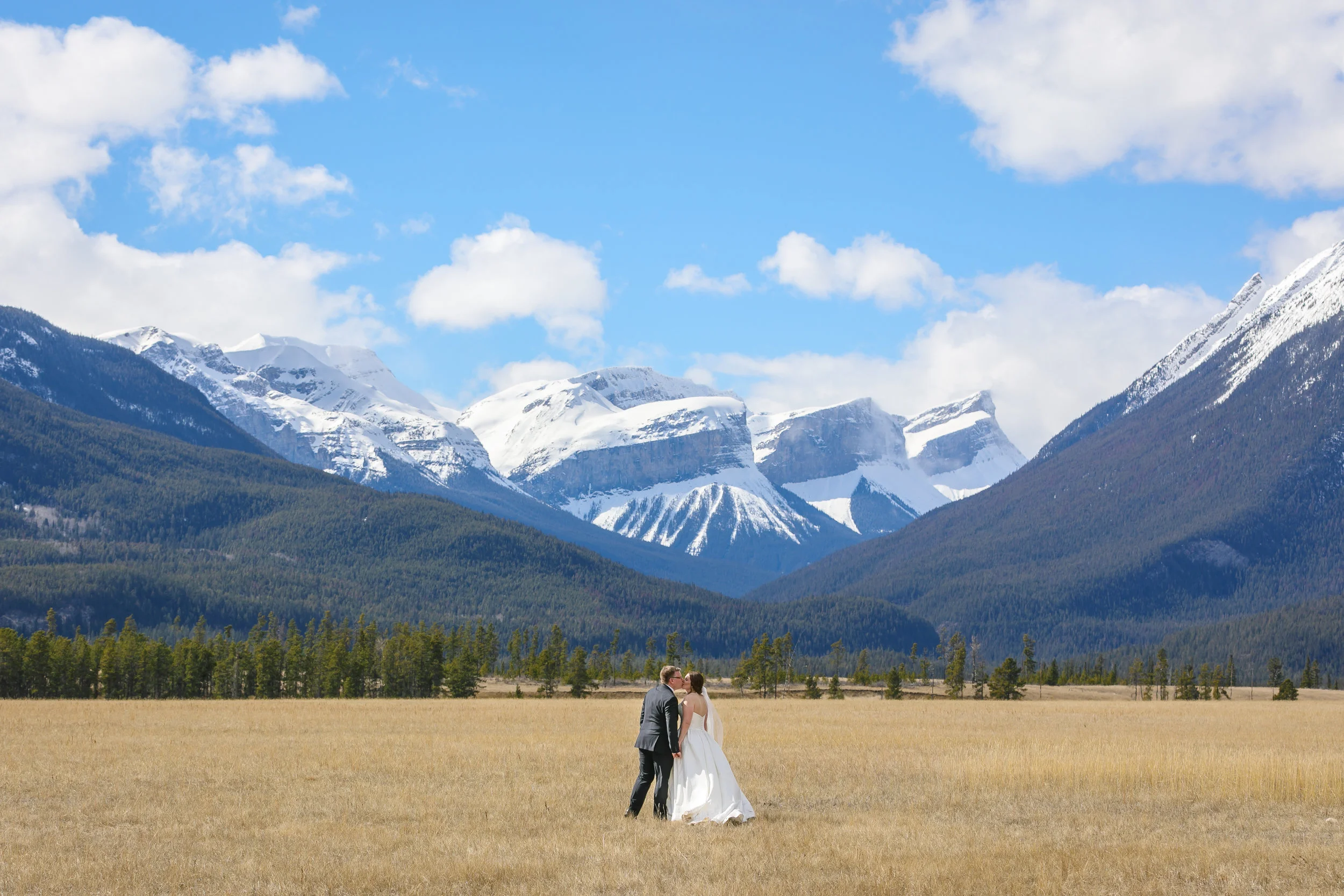 Hannah &amp; Michael - Rocky Mountain Wedding in Jasper, Alberta