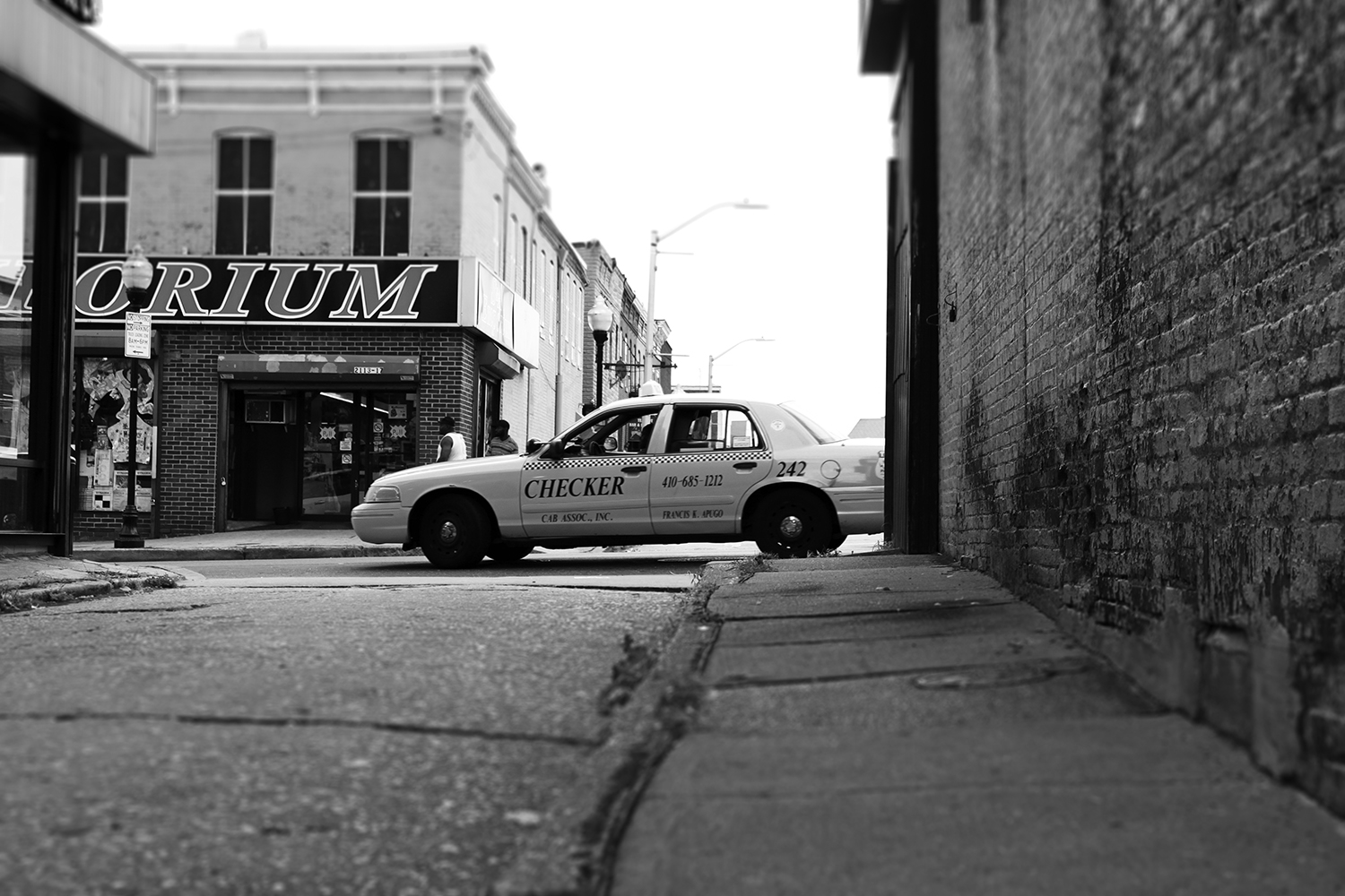 DamienDontez_6.28.13_06_bw.jpg