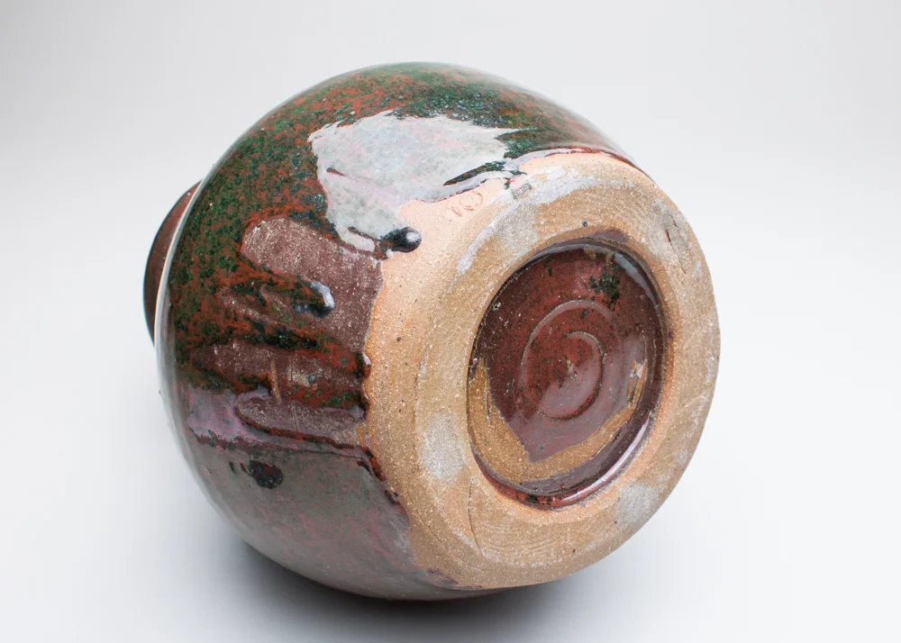 Vase : TC21 — The Leach Pottery