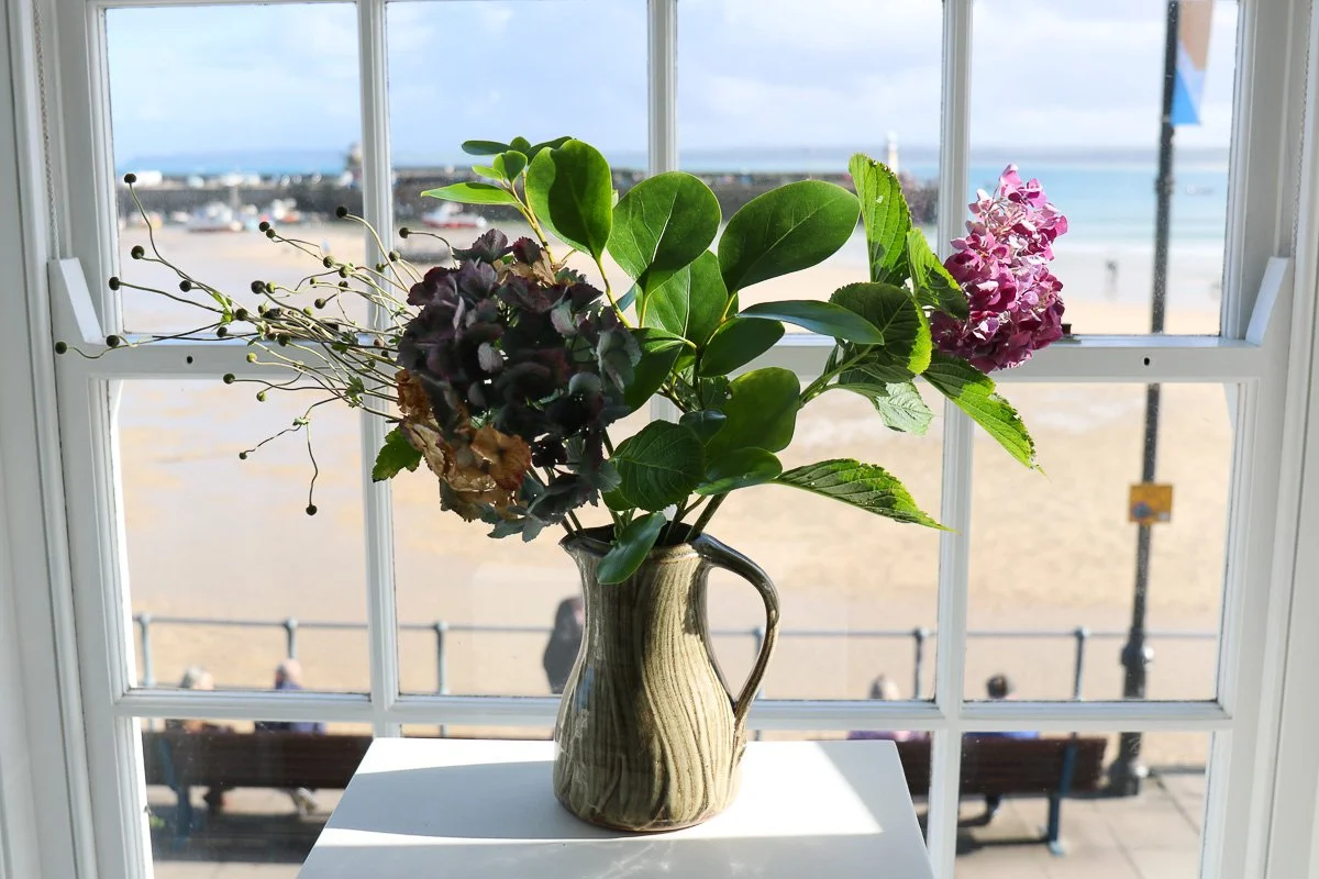 Standard Ware Medium Jug - Ash Glaze