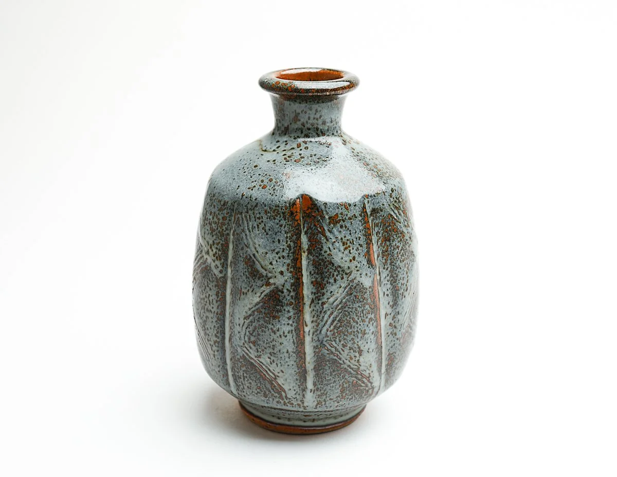 Indented Bottle with Sgraffito Decoration