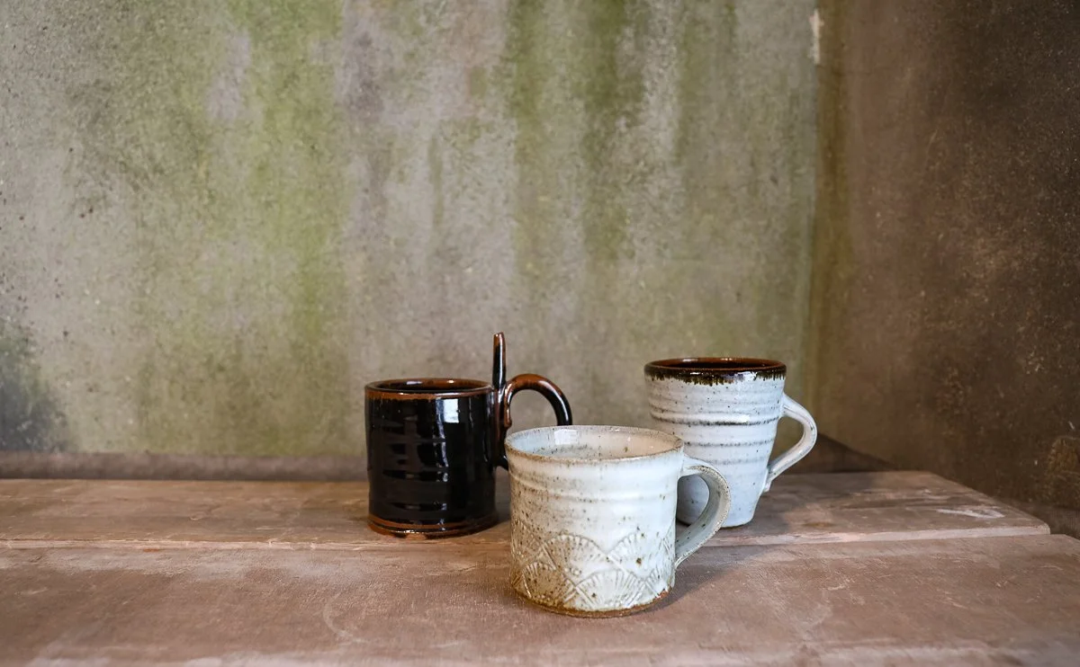 Leach-Pottery-featured-mugs-kiln-room-142026.jpg