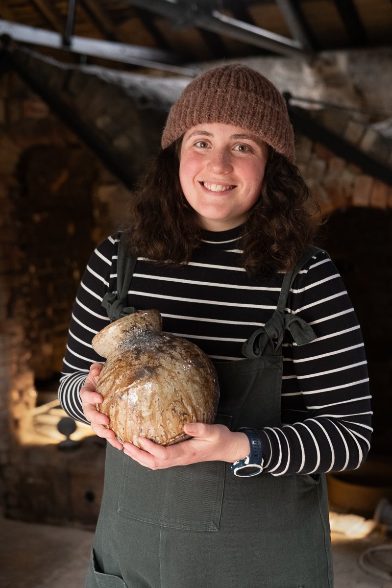 Ellie-Woods-Woodfired-Online-Leach-Pottery-©Callum-Cowie-42026.jpg