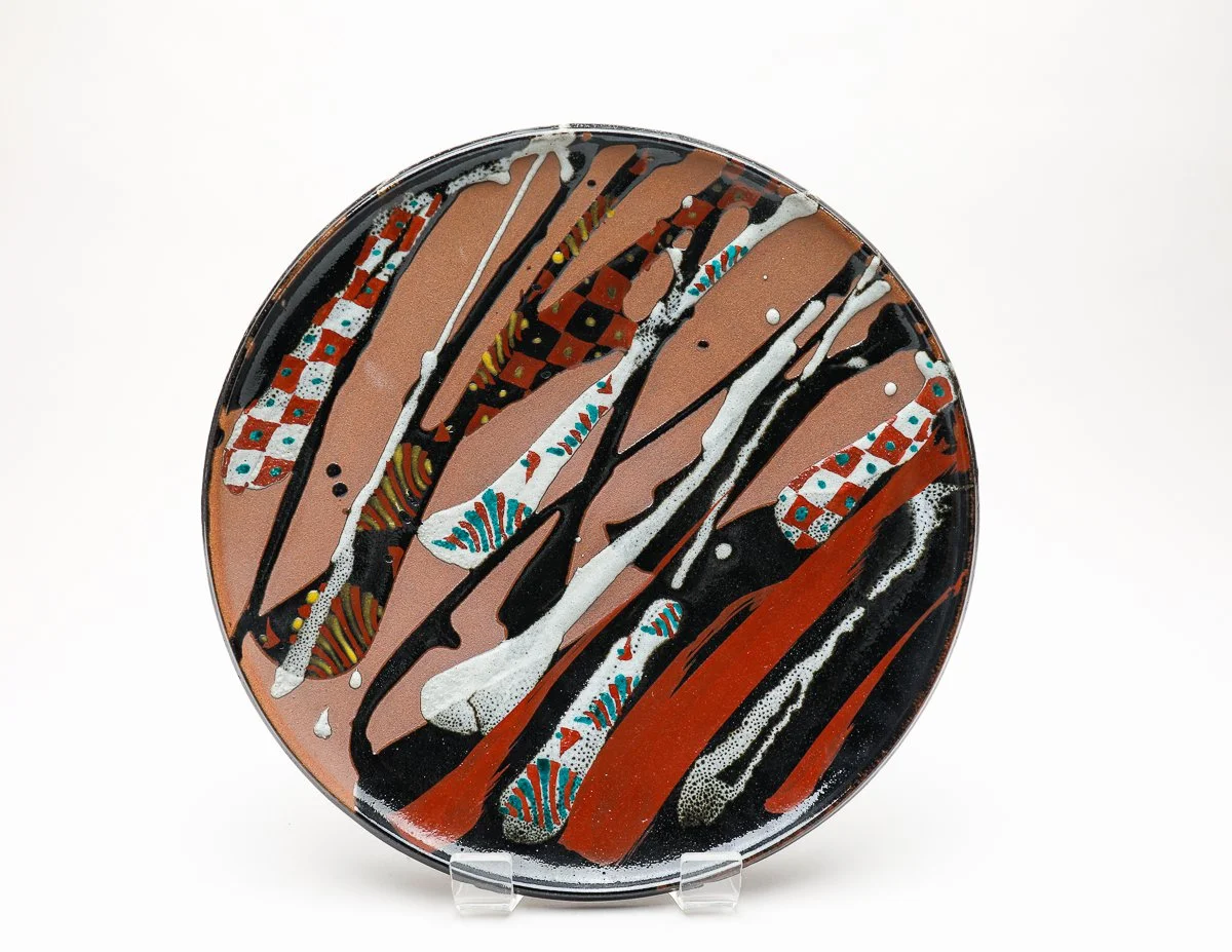 Black and White Akae Plate, TH108