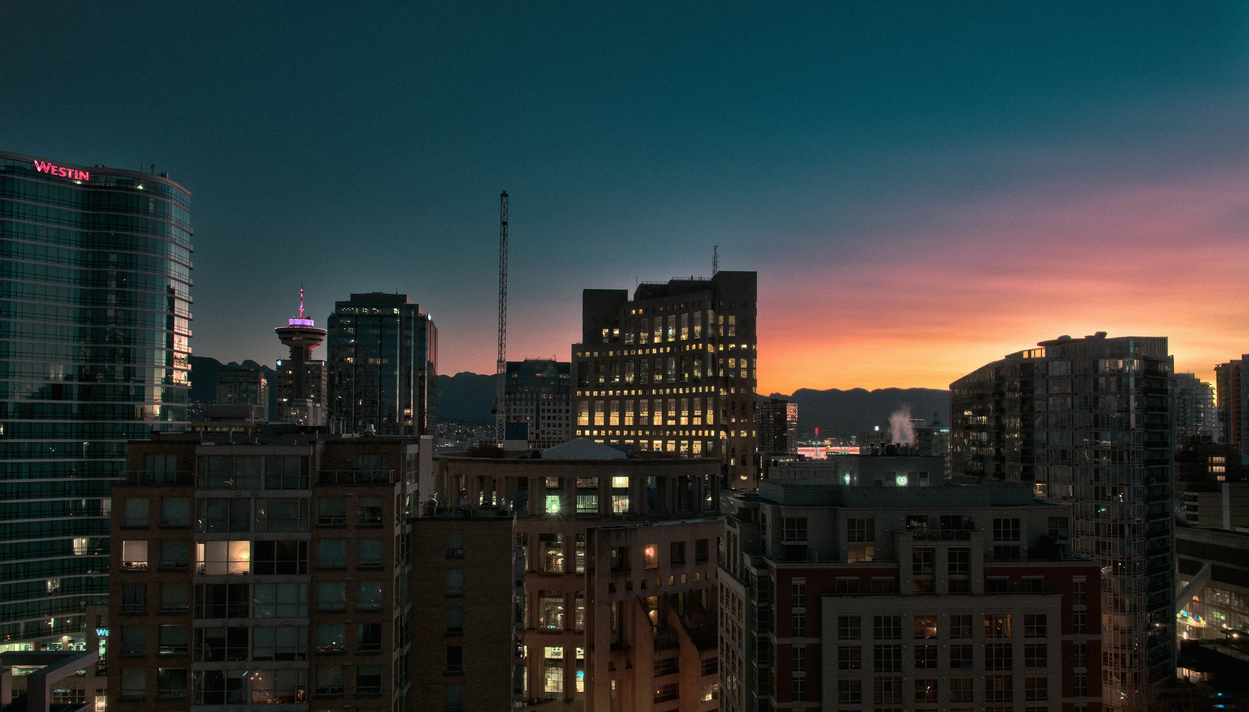 sunriseHDRI_low.jpg