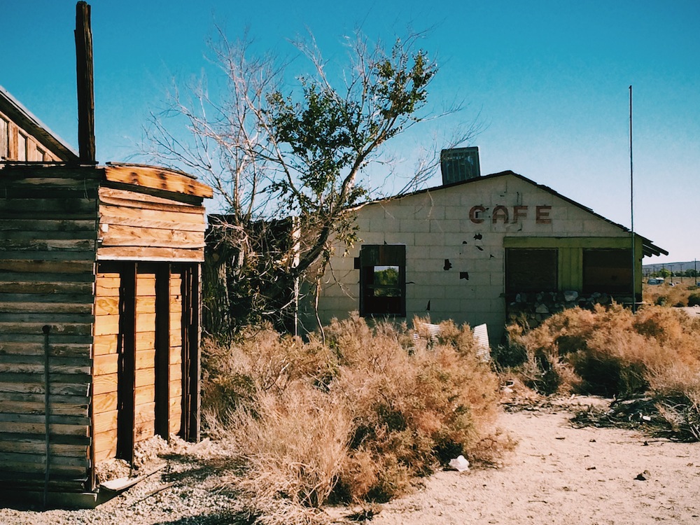  One of the many abandoned buildings along Highway 395. 