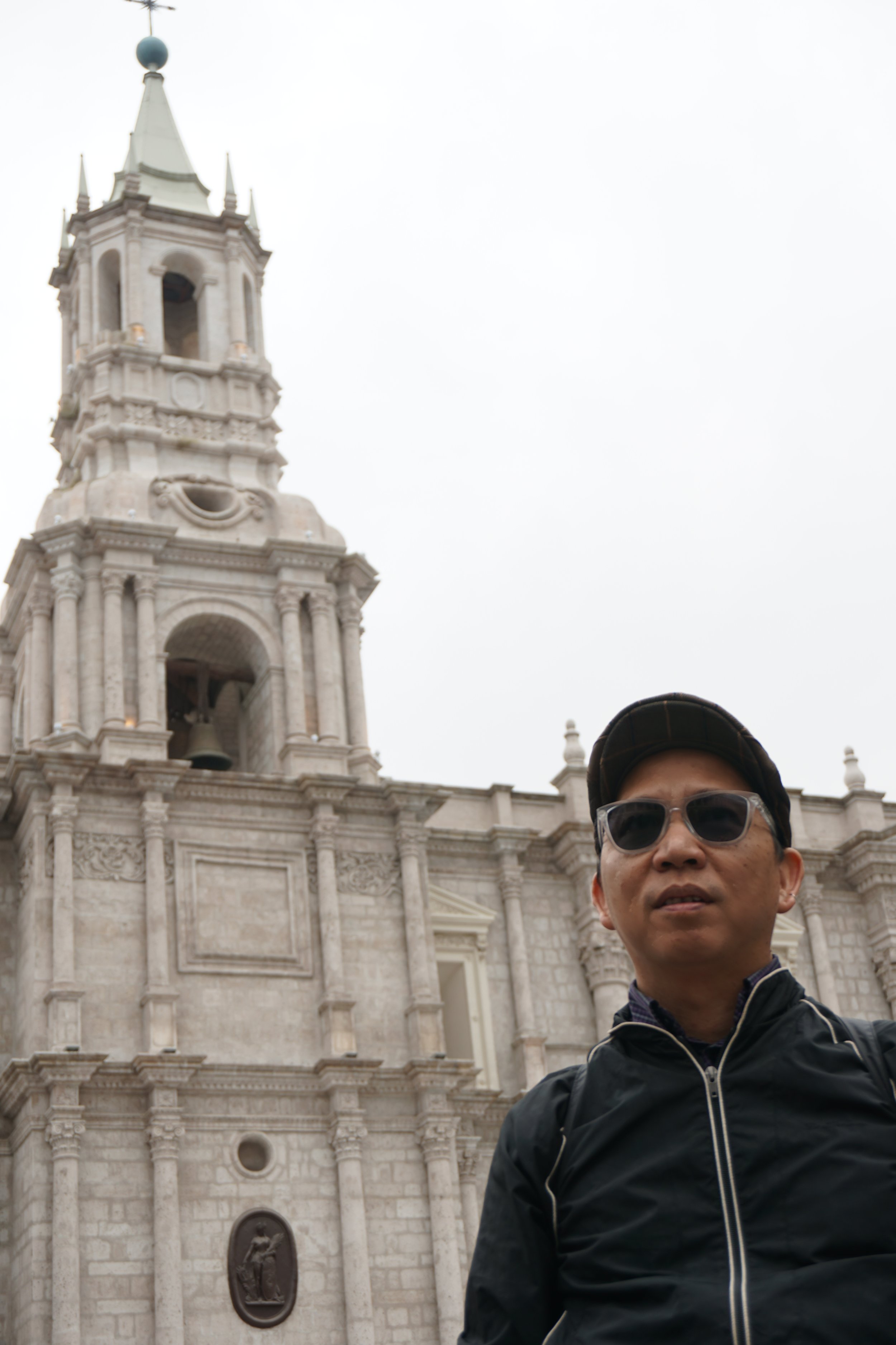  Arequipa's cathedral 