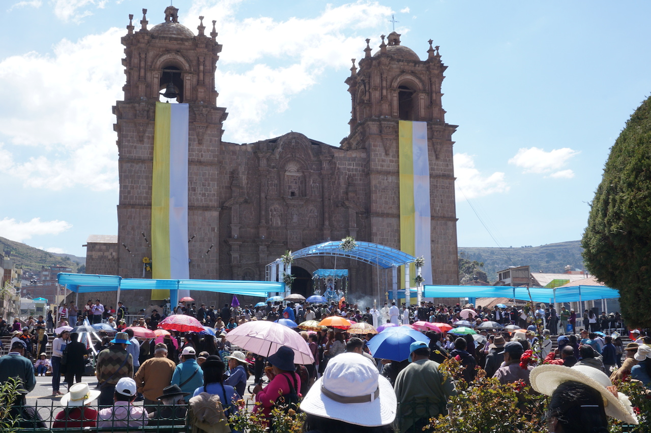  The celebration for the Fiesta de la Virgen de Candelaria getting underway at the central plaza of Puno, near the shore of Lake Titicaca.&nbsp; 