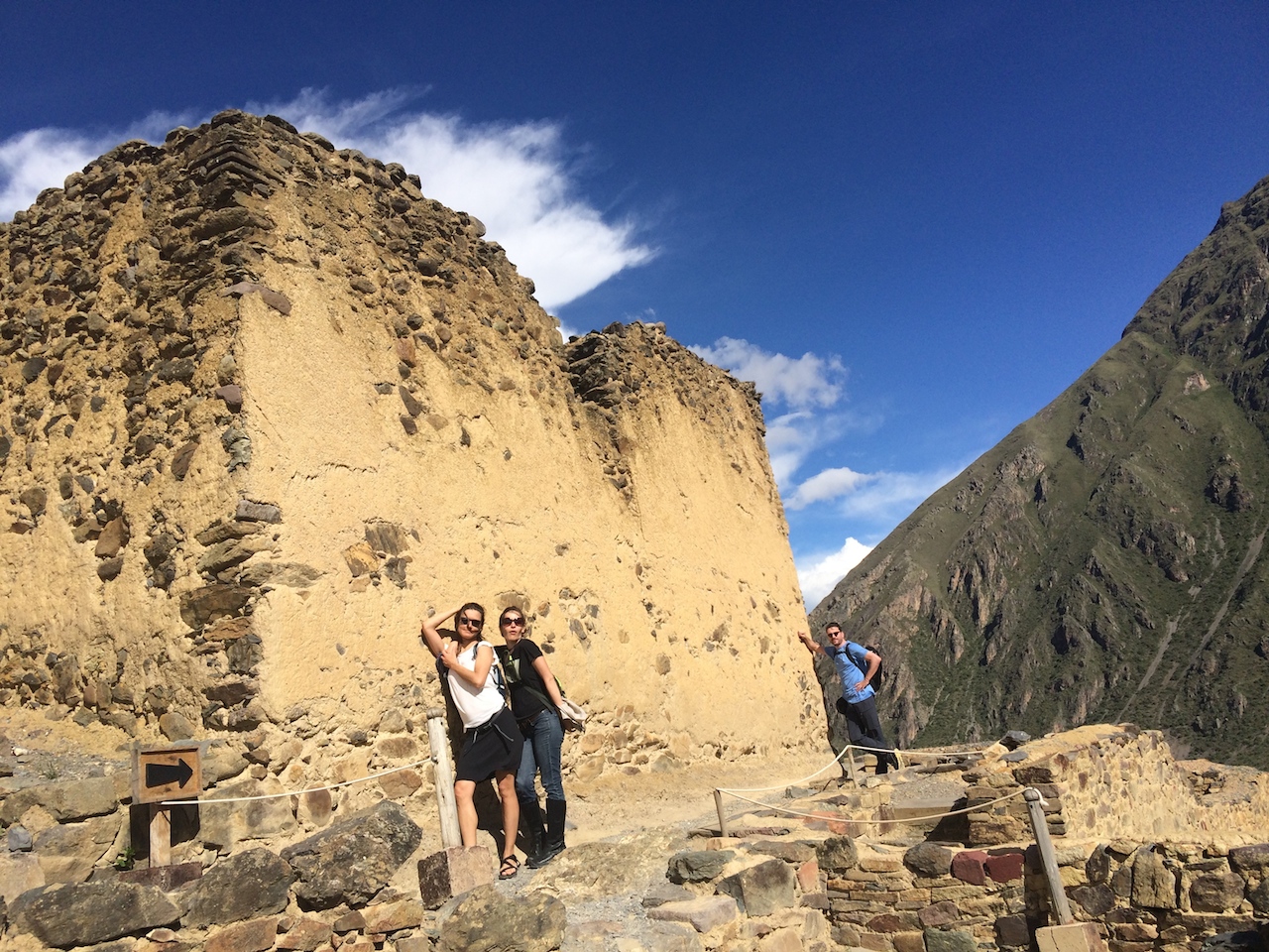  Ruins at Ollantaytambo 