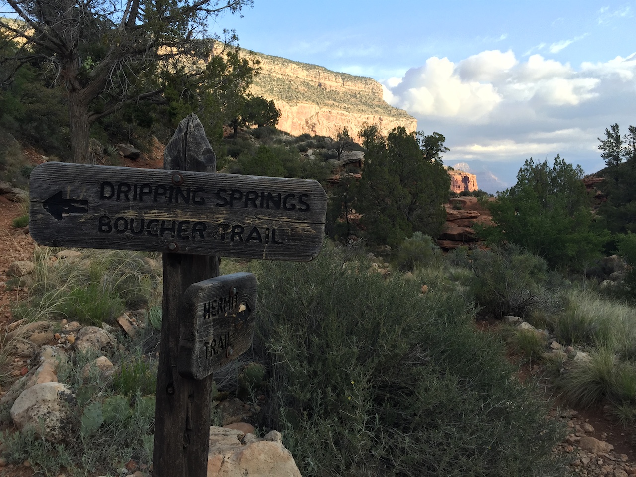  Signage along Hermit Trail 