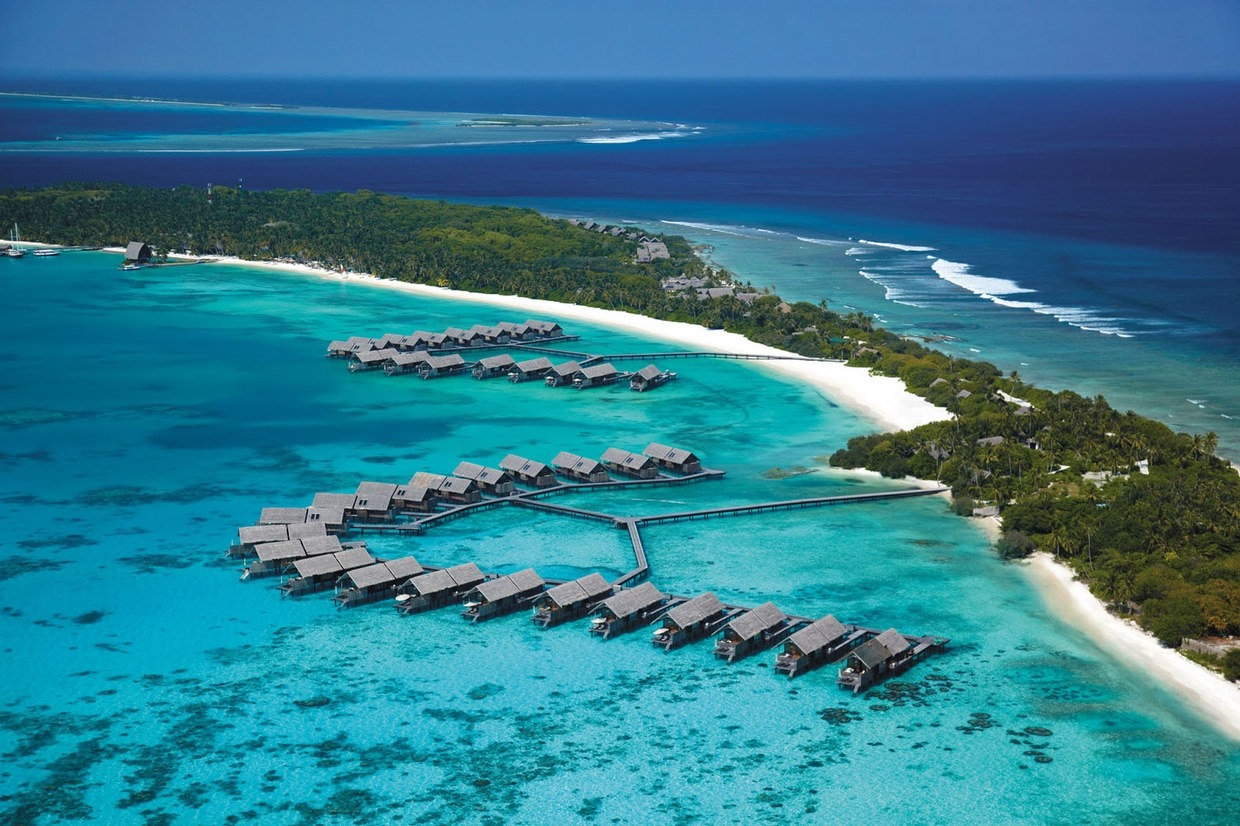 shangri-la_villingili_resort_01.jpg