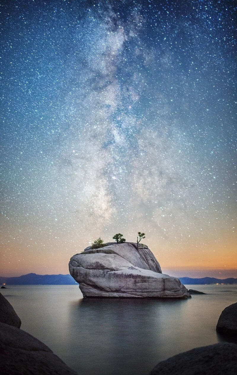 Bonsai Rock Milky Way.jpg