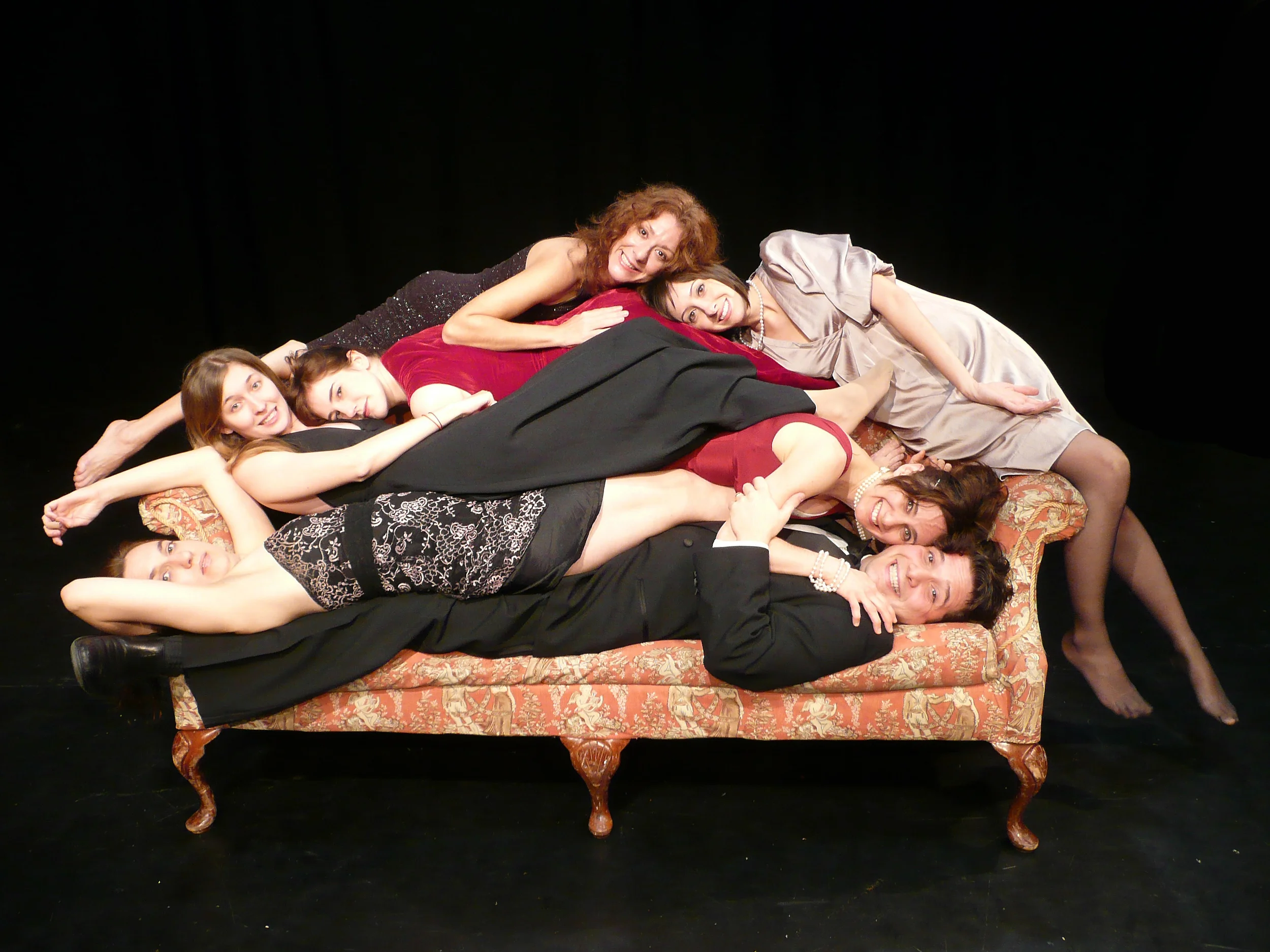 Alexis Sottile, Anna Kull, Moira Stone, Jennifer Gordon Thomas, Kina Bermudez, Maggie Cino and Sean Kenin in Exposition (2009)