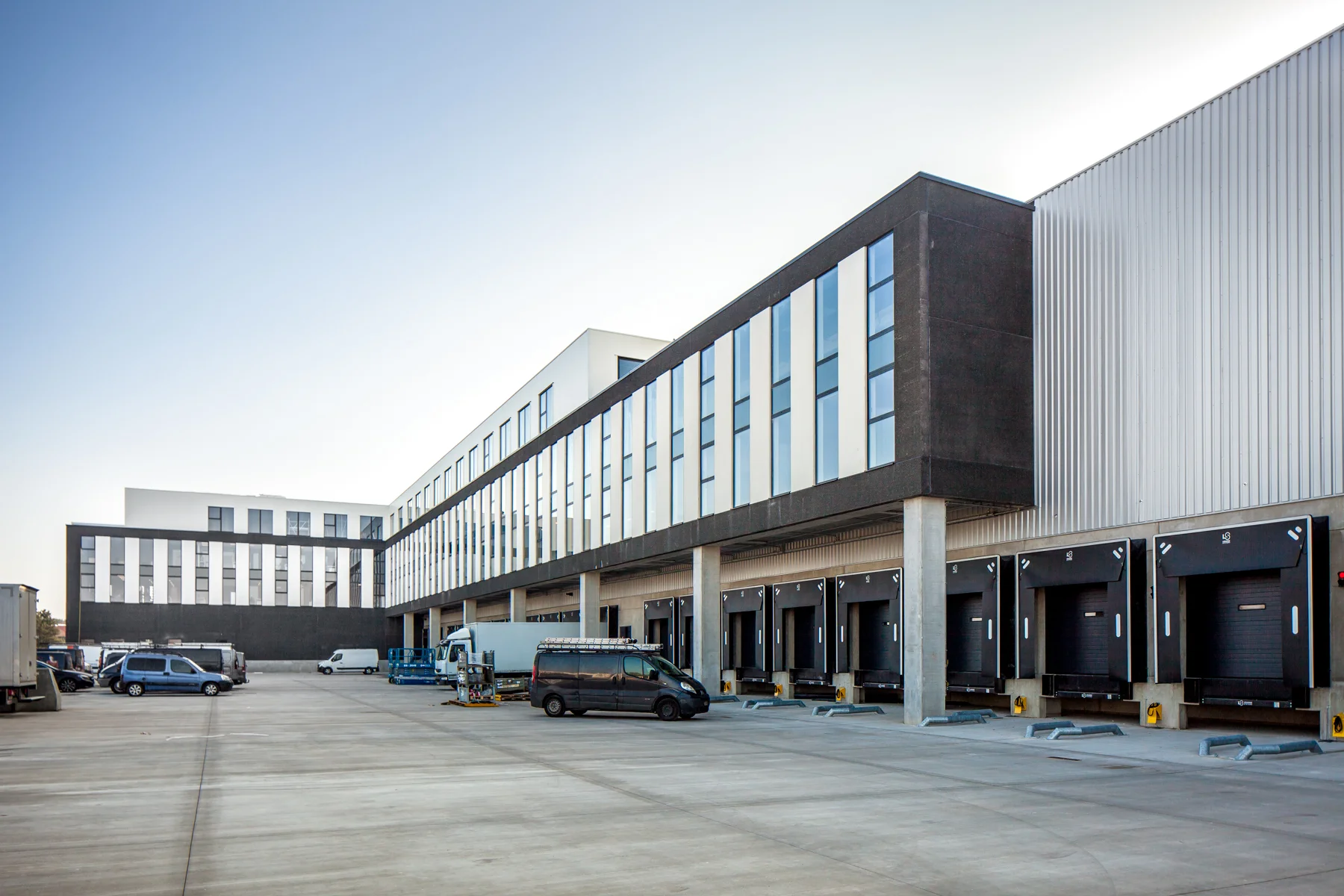 Domus Logistics - Olen-15.jpg