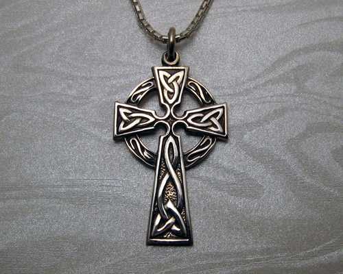 Celtic Cross in 14k White Gold