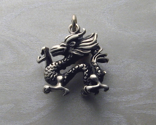 Dragon Charm-Pendant