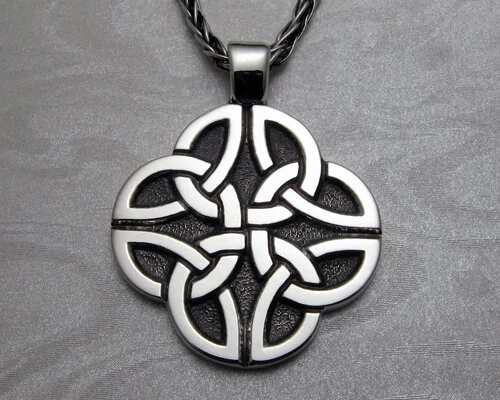 Dara celtic 2025 knot necklace