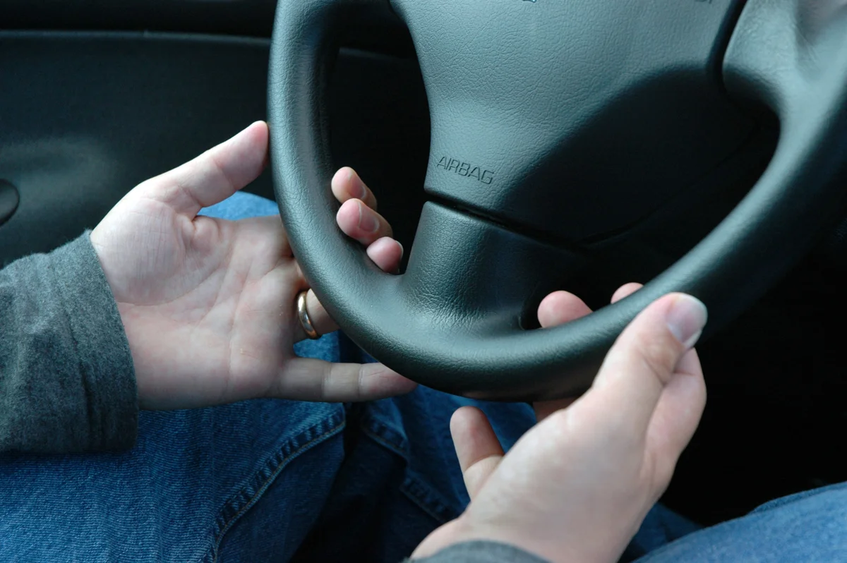 steering wheel.jpg