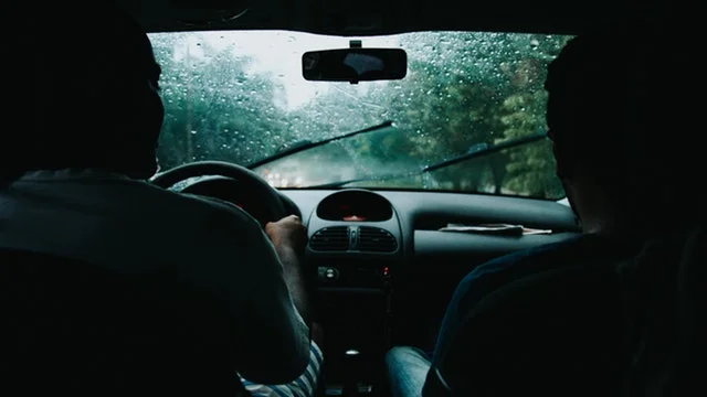 Streaks are a major sign it’s time to replace windshield wipers.