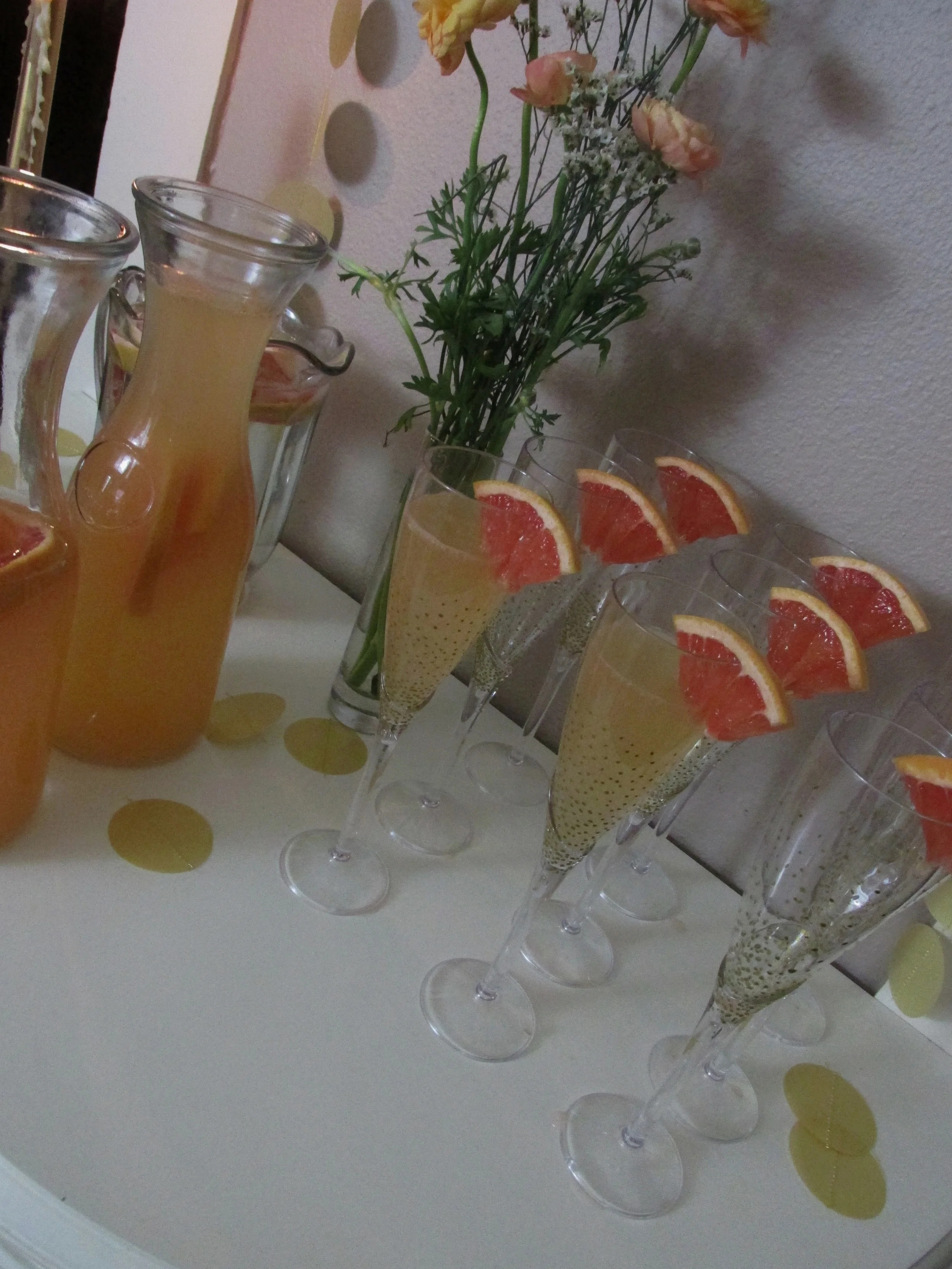 grapefruit mimosas.jpg