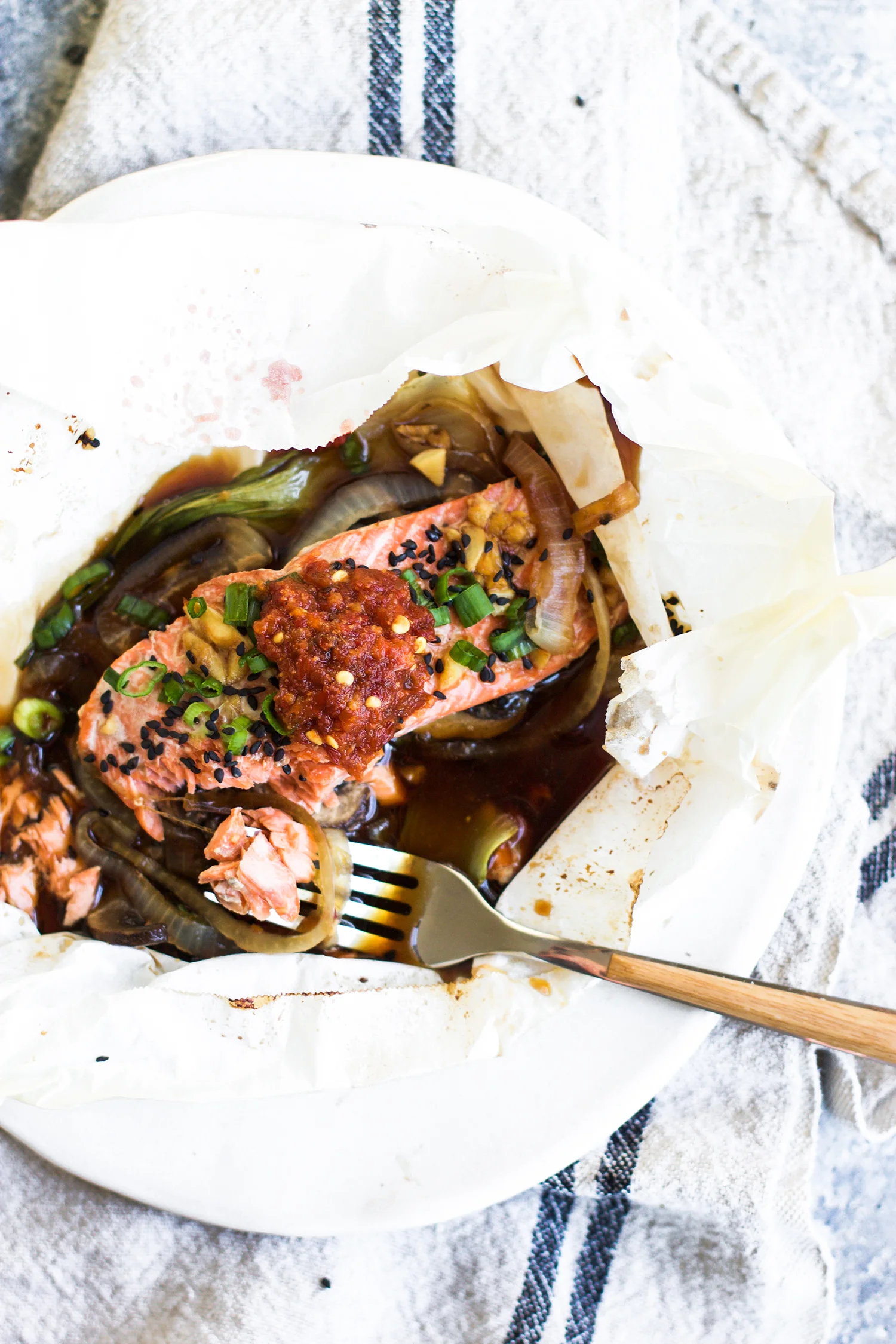 Quick and Easy Asian Salmon Packets — My Diary of Us