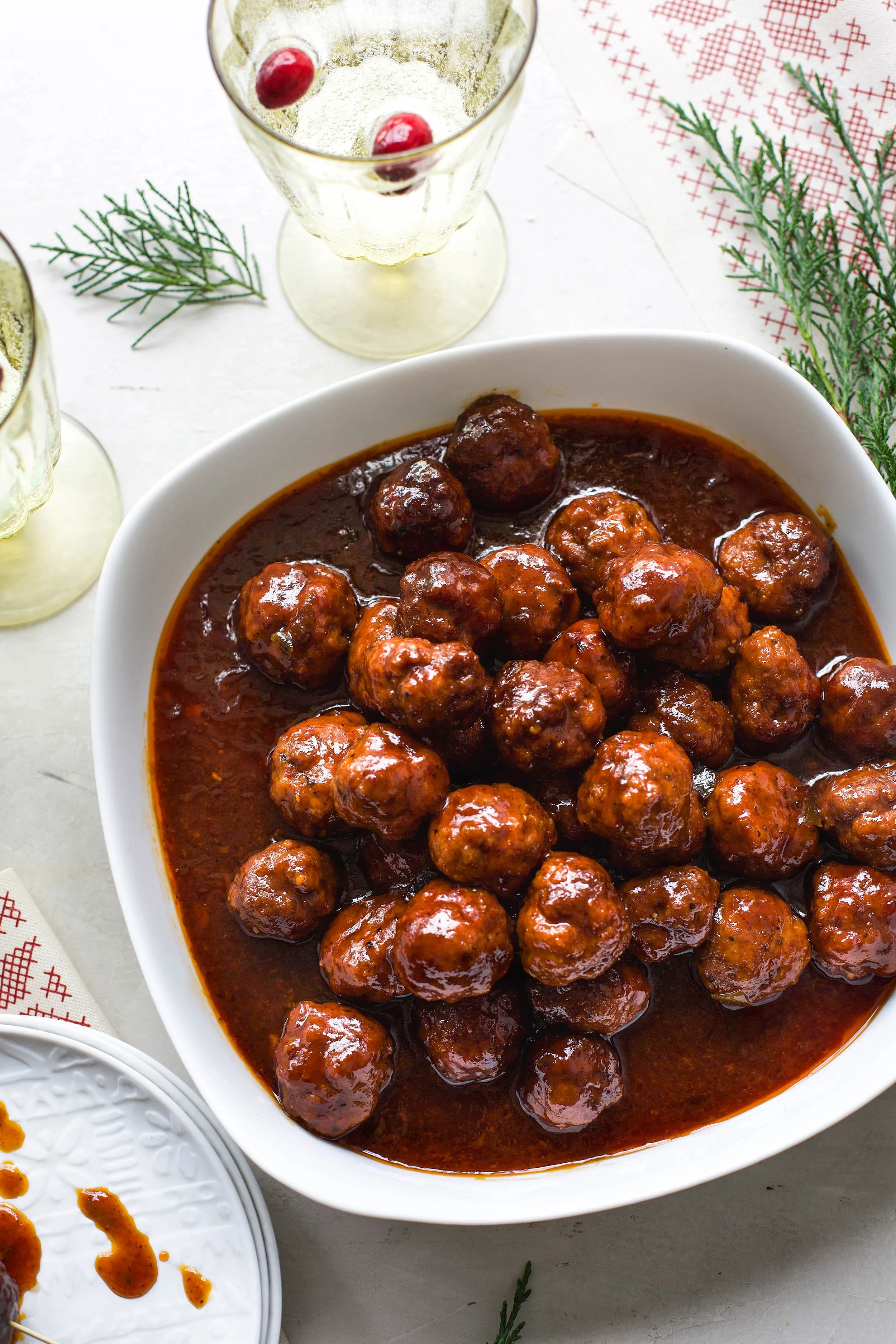 Slow Cooker Sweet and Spicy Pepper Jelly Meatballs