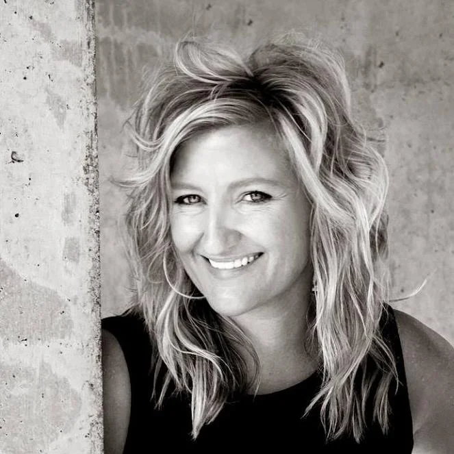 Alecia Huck Photo.jpg
