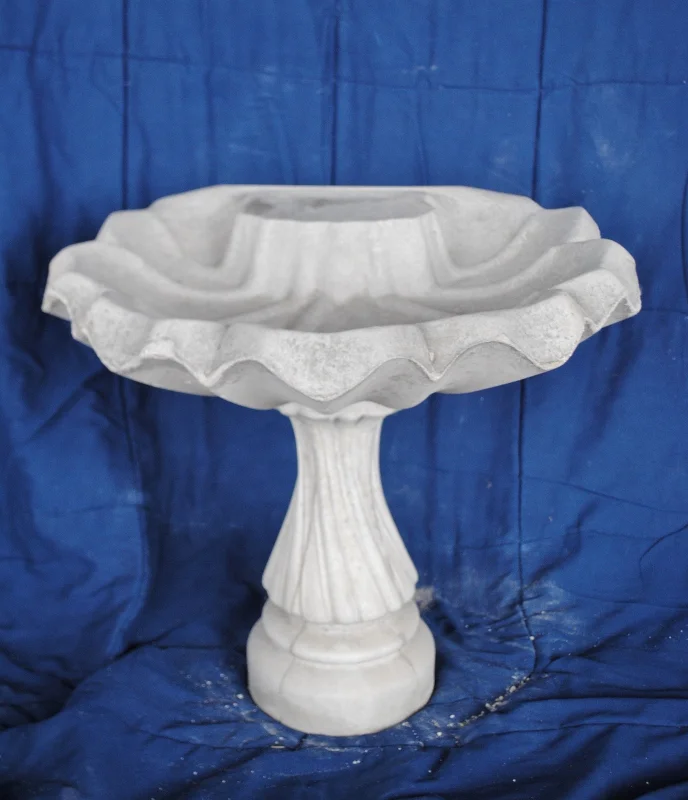 Shell Birdbath, flat back