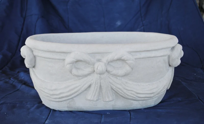 Oval Bow Planter