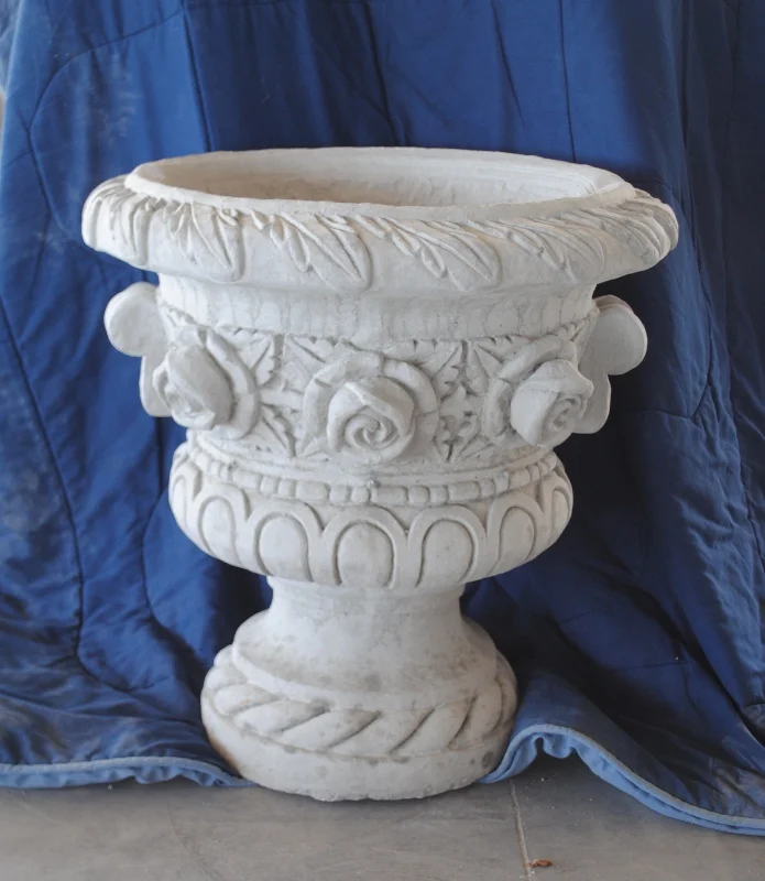 rose-pot-(l)--nunn.jpg