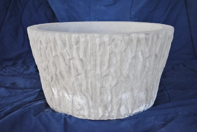 rustic--tub.jpg