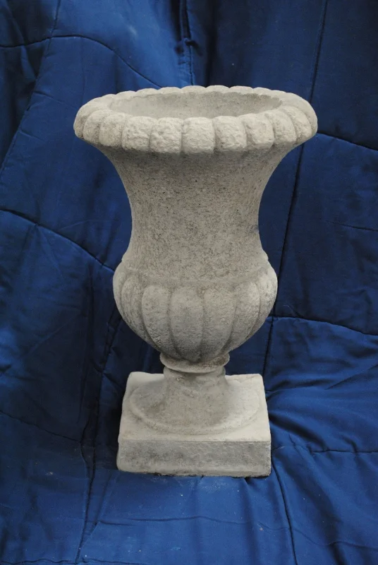 rustic-urn.jpg