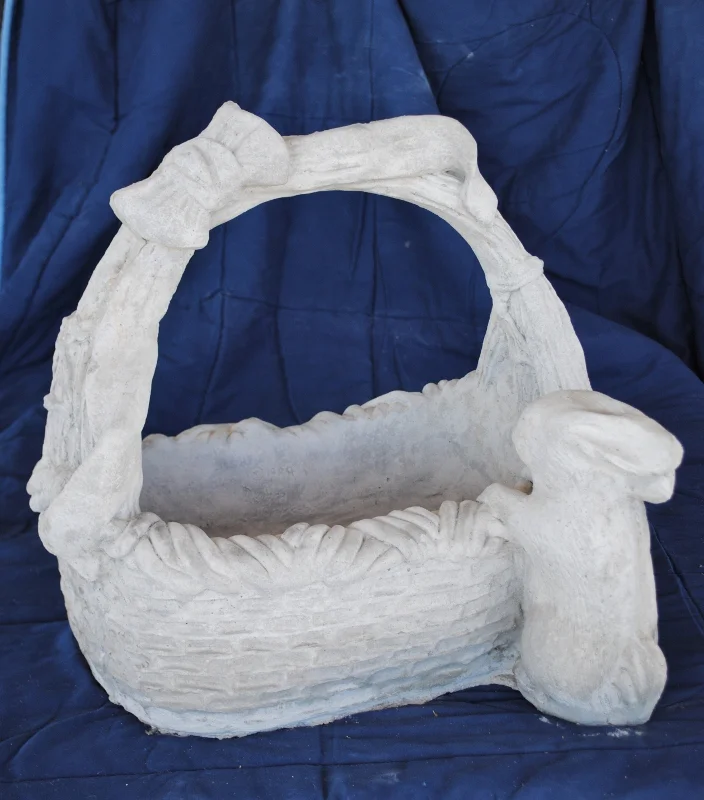 Rabbit Basket, Square