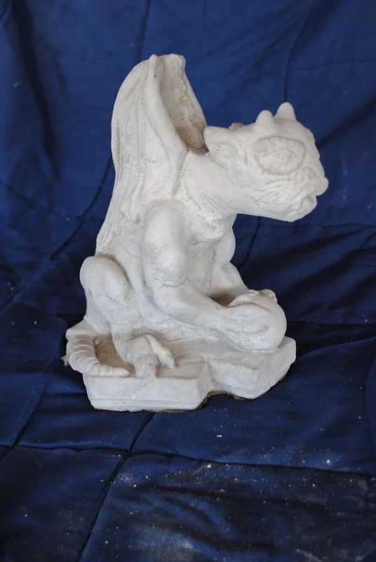 gargoyle--(s)-w-ball.jpg