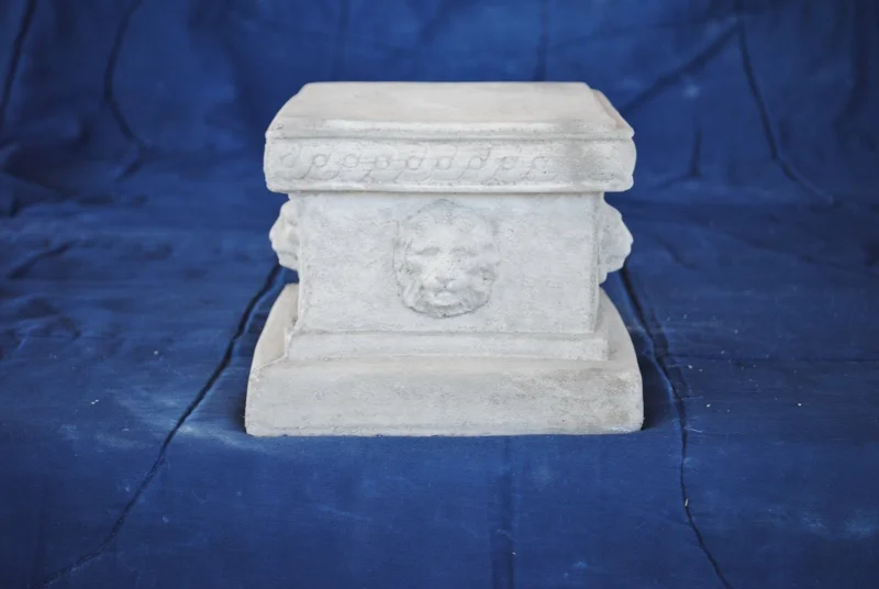 Lion Head Square Pedestal