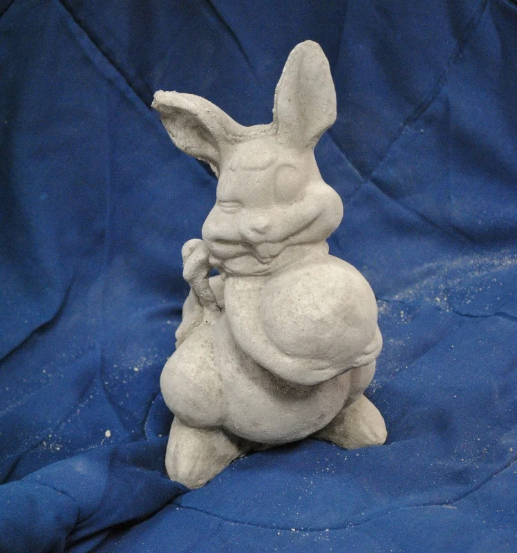 easter-rabbit (748x800).jpg