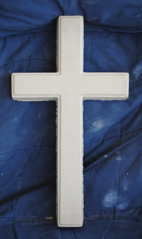 cross--lg (477x800).jpg