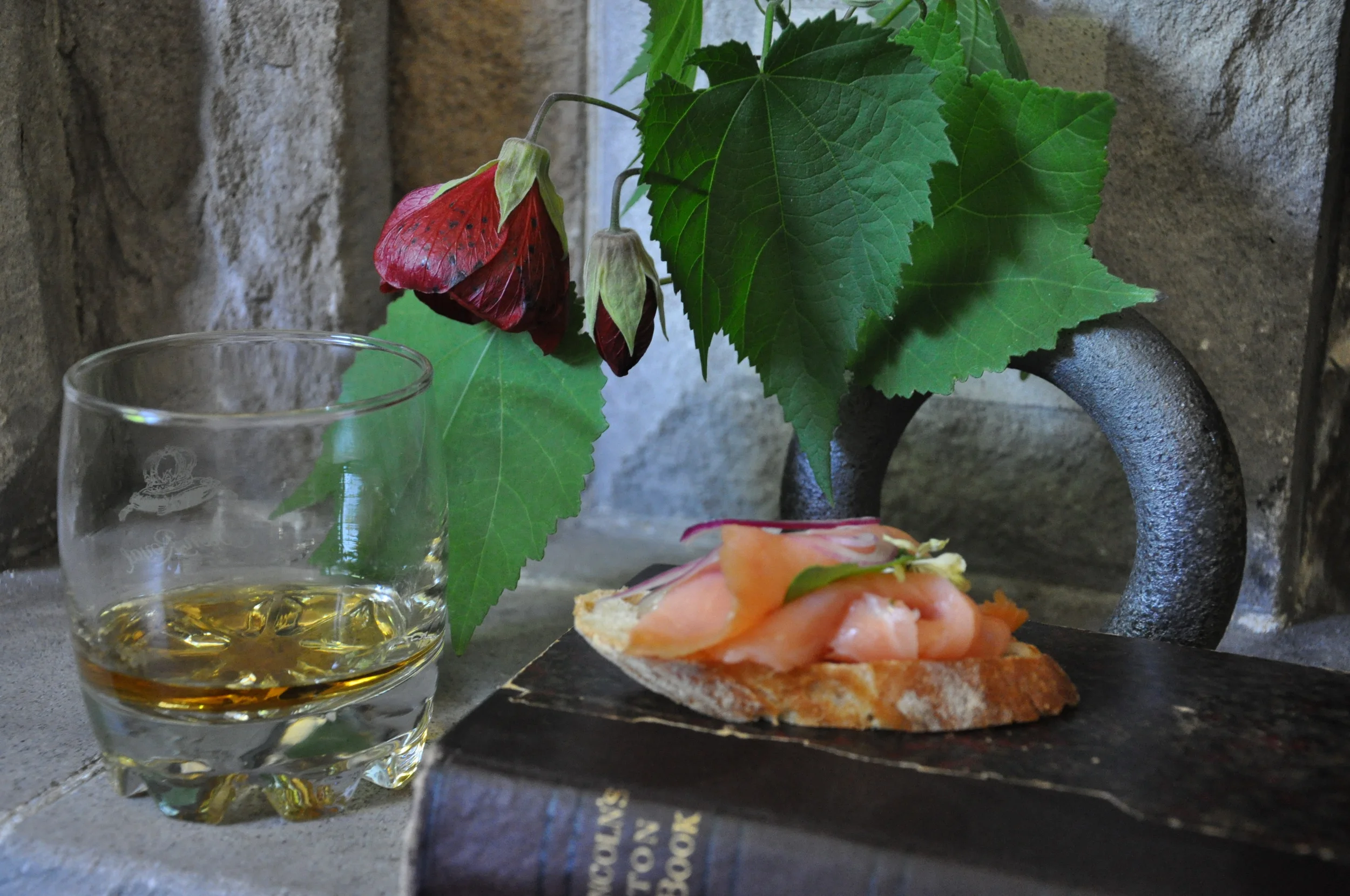  Identity, print materials, photography, web, social media and trade show display with a unified look that is timeless, invokes the romance of the Highlands, and looks right at home at top restaurants from London, to New York, to Seoul.  