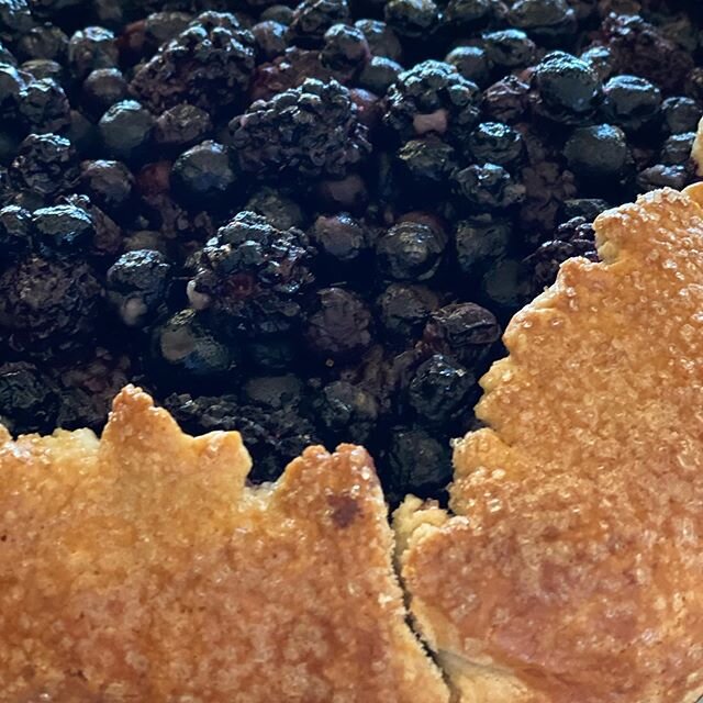 Davids favorite for #fathers day #blueberryblackberrygalette #dessert #itsyourkitchen #bakerslife #cookinglight