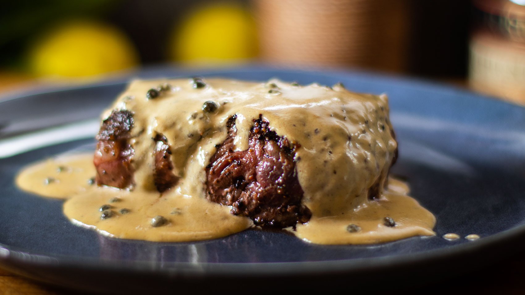 Steak-au-poivre-pepper-steak.jpeg