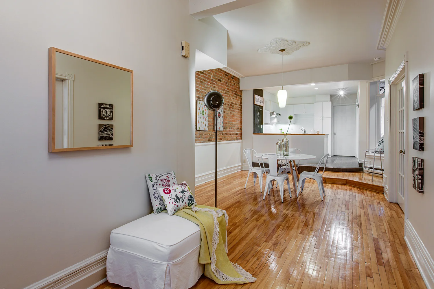 2 leblanc home staging entrée après.jpg