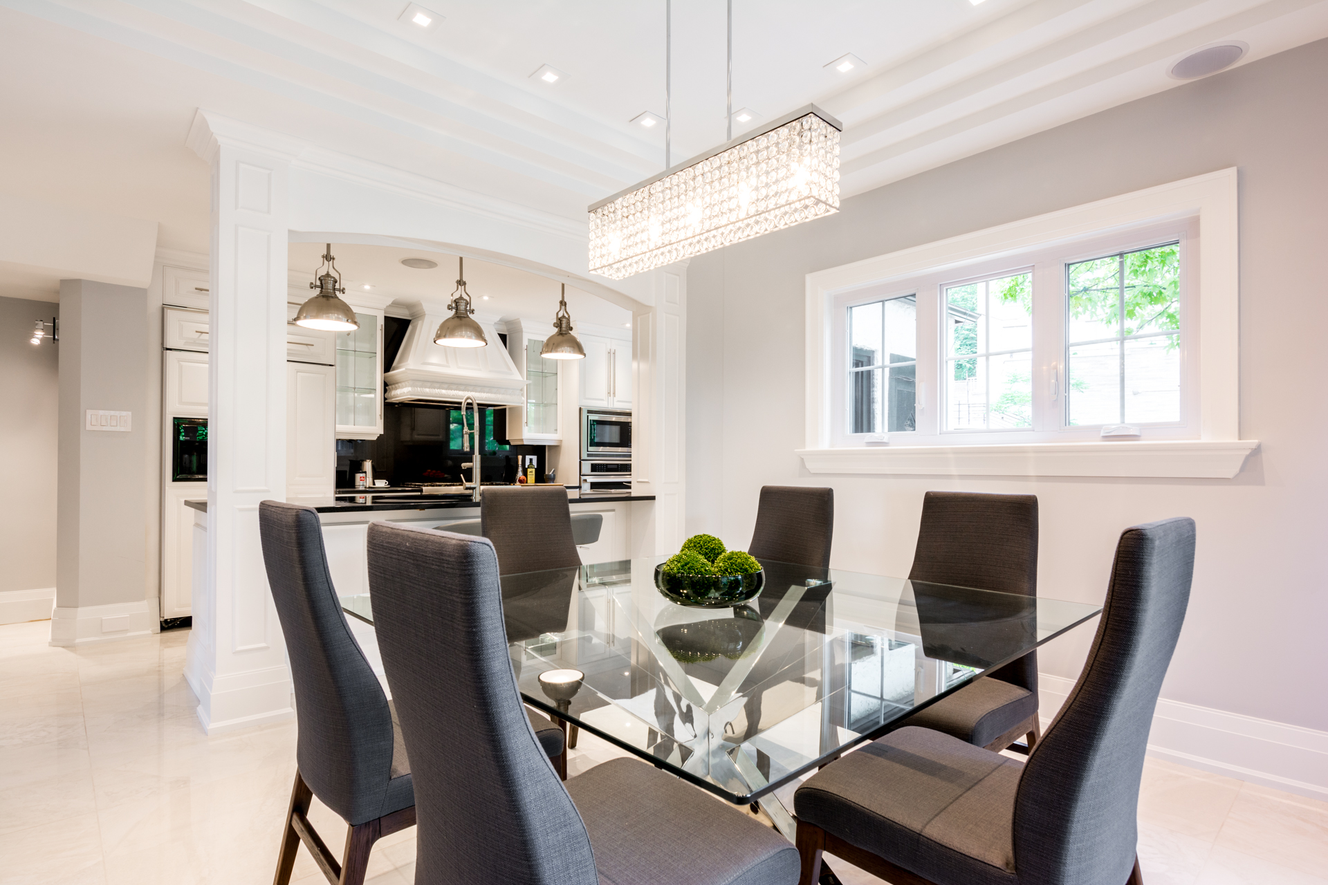 Mobilier de salle à dîner