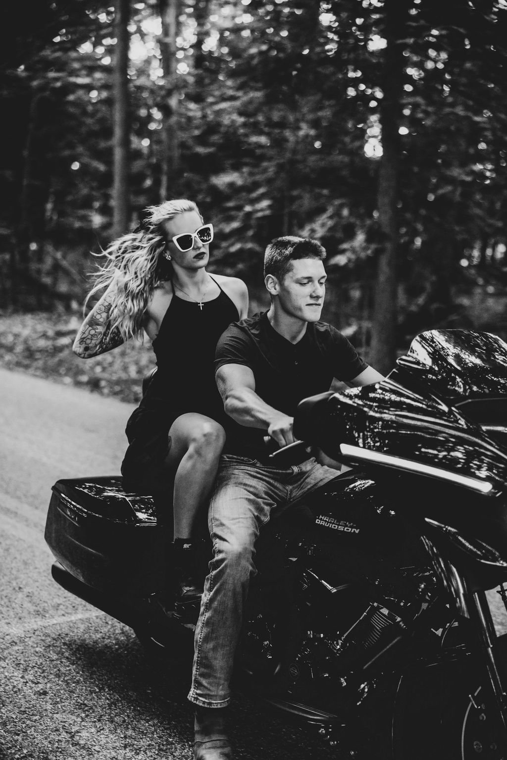 autumn&garrettbw-31.jpg
