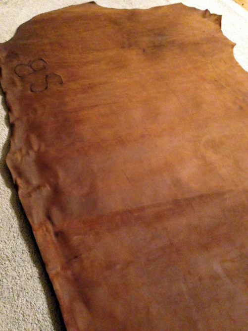 5 :We cut our leather covers from full cow hides, hand selected for color and texture. 