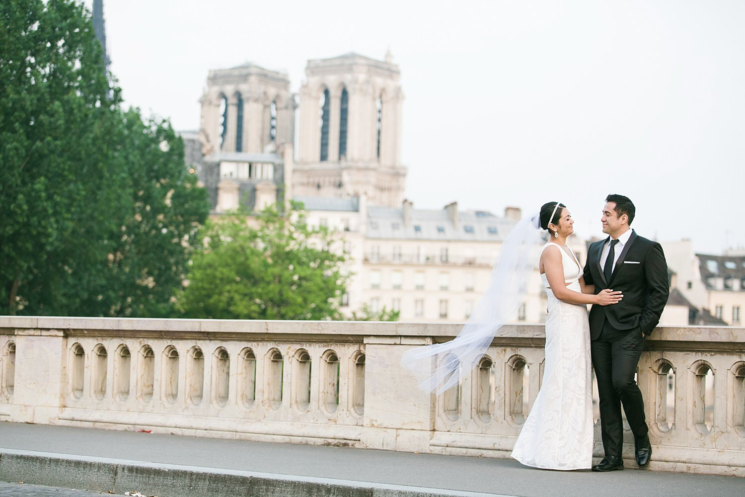 english-speaking-wedding-elopement-photographer-paris-france-315.jpg